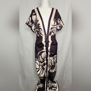 CHICME Black & Beige Deep V-Neck, Ruched Front, Floral Maxi Dress Size M‎